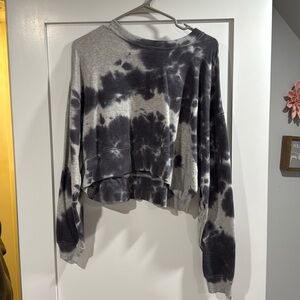 cropped crewneck